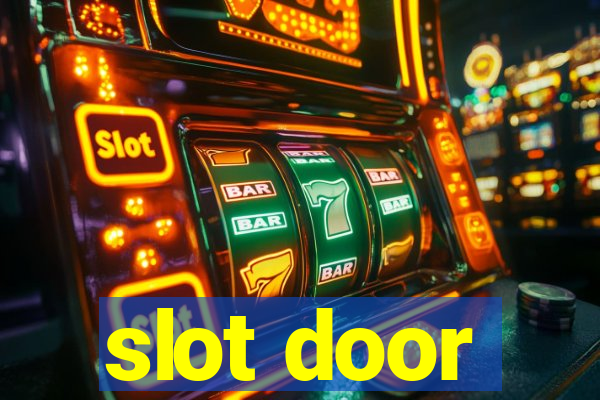 slot door