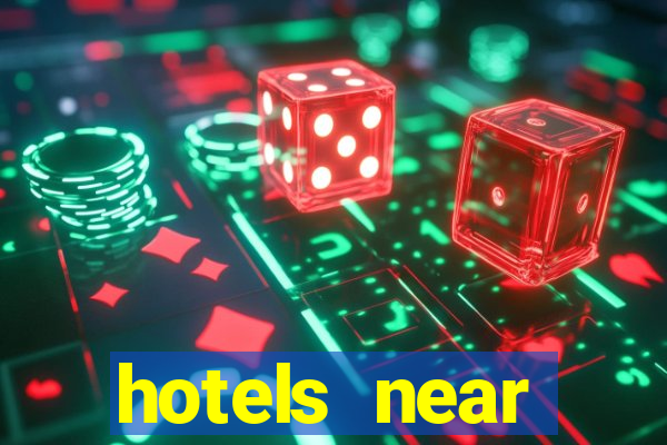 hotels near hollywood casino