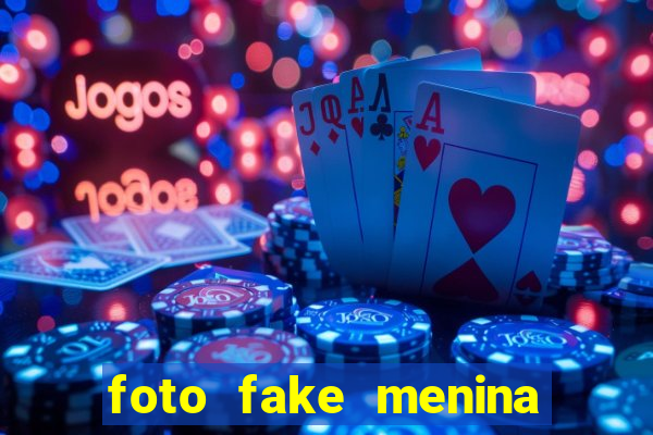 foto fake menina cabelo cacheado